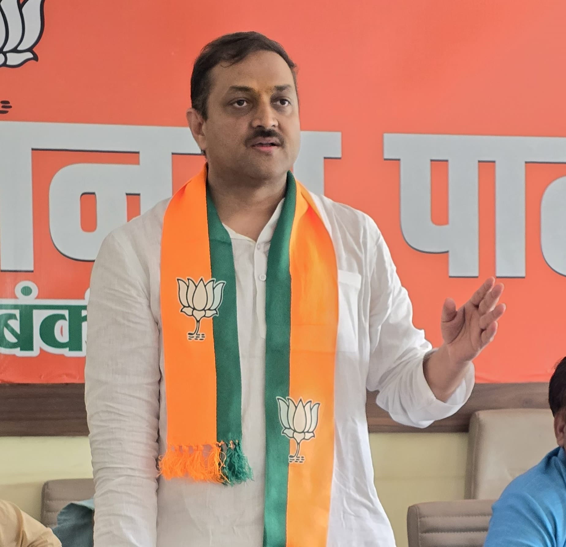 मा.यशस्वी प्रधानमंत्री श्री नरेंद्र मोदी जी क़े बाराबंकी आगमन को लेकर तैयारी बैठक संपन्न हुई