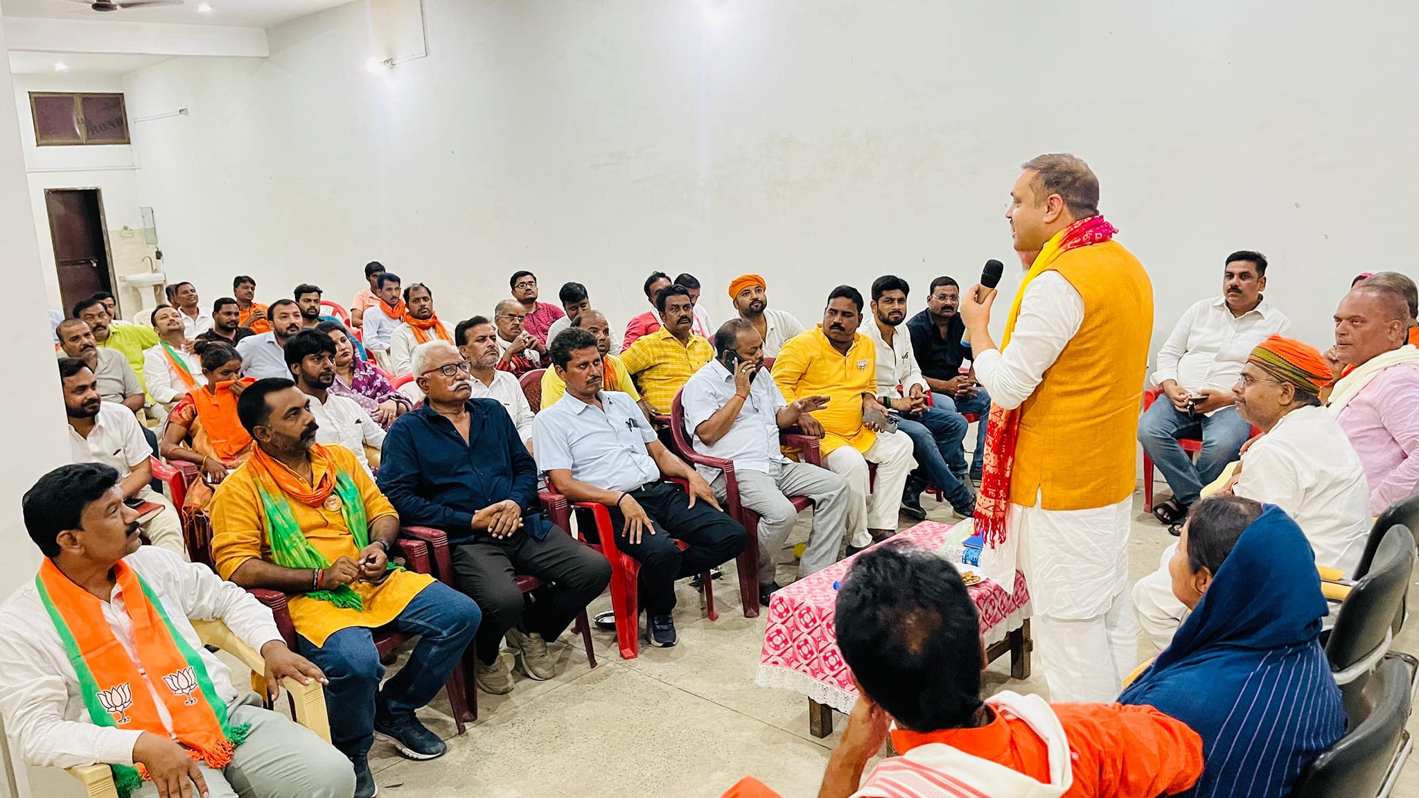 अधिक से अधिक संख्या में जनसभा में पहुंचने का आग्रह किया l