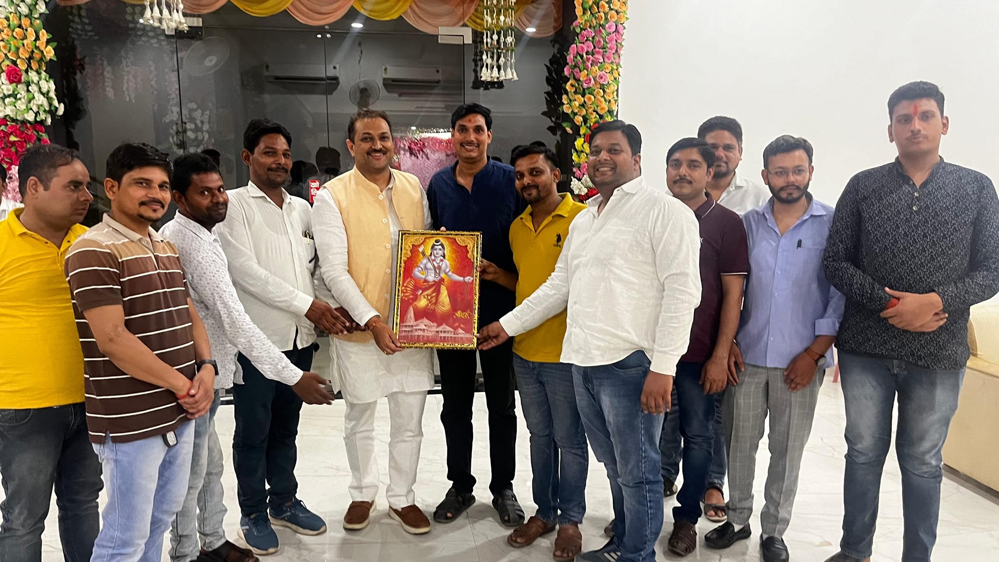 भारतीय जनता पार्टी के ओजस्वी कार्यकर्ताओं के साथ आत्मीय भेंट कर उनका कुशलक्षेम जाना।