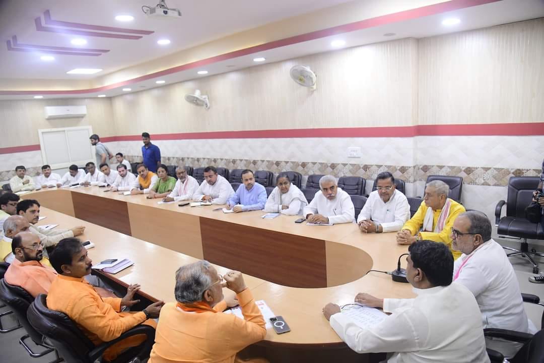 आज भाजपा प्रदेश मुख्यालय, लखनऊ में आयोजित ‘संगठनात्मक’ बैठक