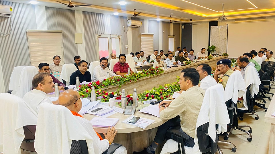 आज जनपद रायबरेली में “दैवीय आपदा प्रबंधन जांच समिति” की बैठक