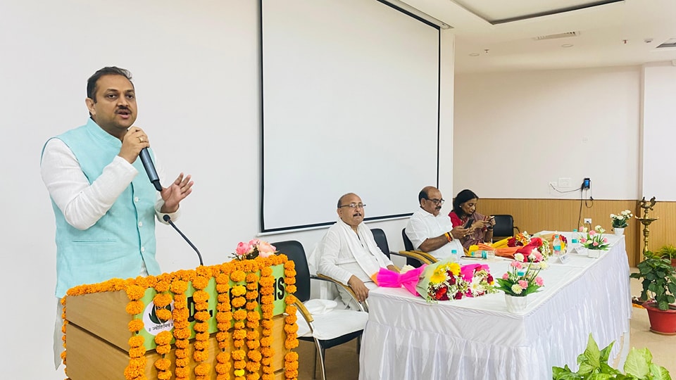 बाराबंकी में “दैवीय आपदा प्रबंधन जांच समिति” द्वारा आयोजित कार्यशाला